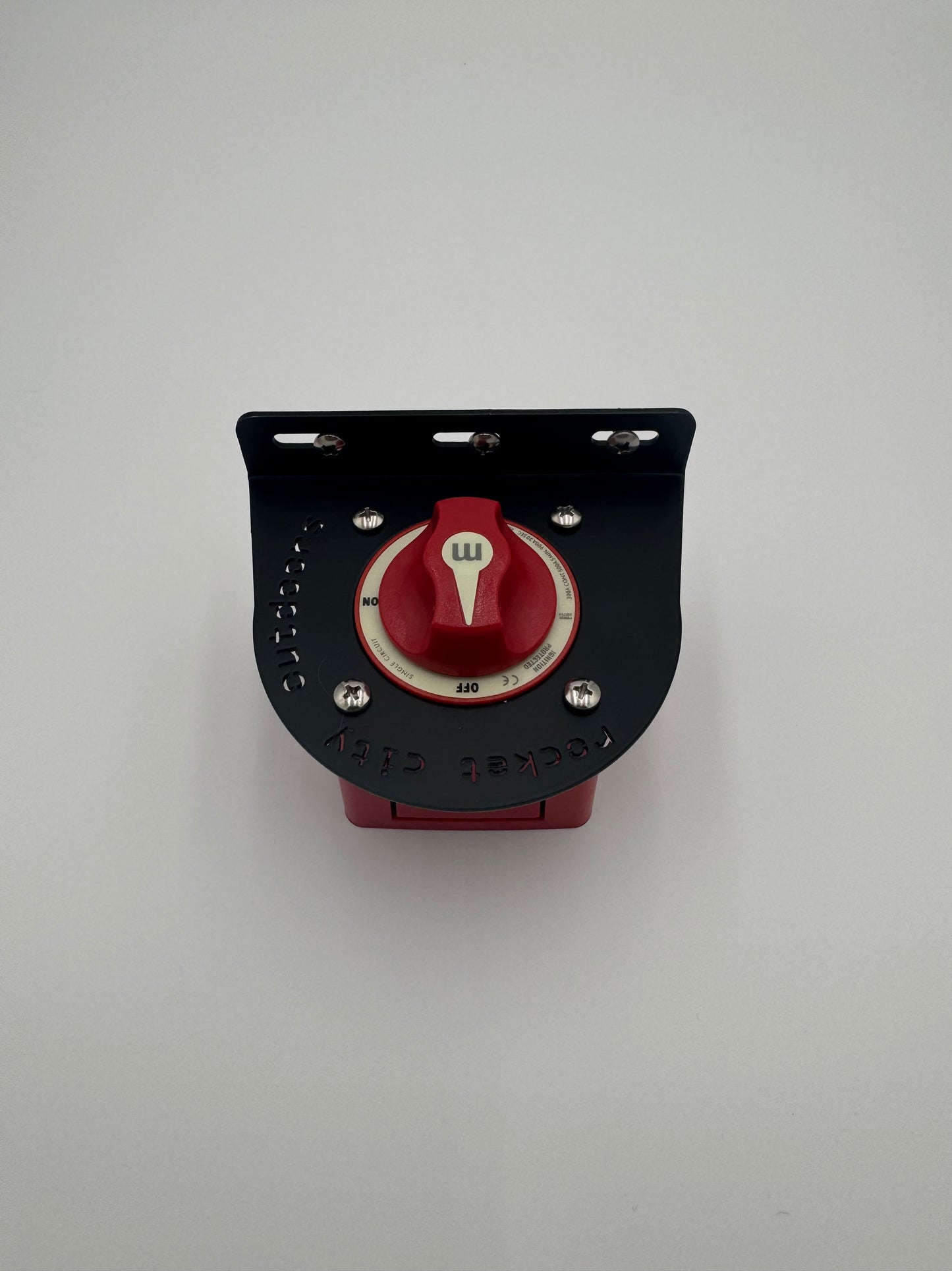 black powder coated aluminum non-corner mount universal generic battery switch bracket for Ranger nitro triton Phoenix caymas avid skeeter bass boats