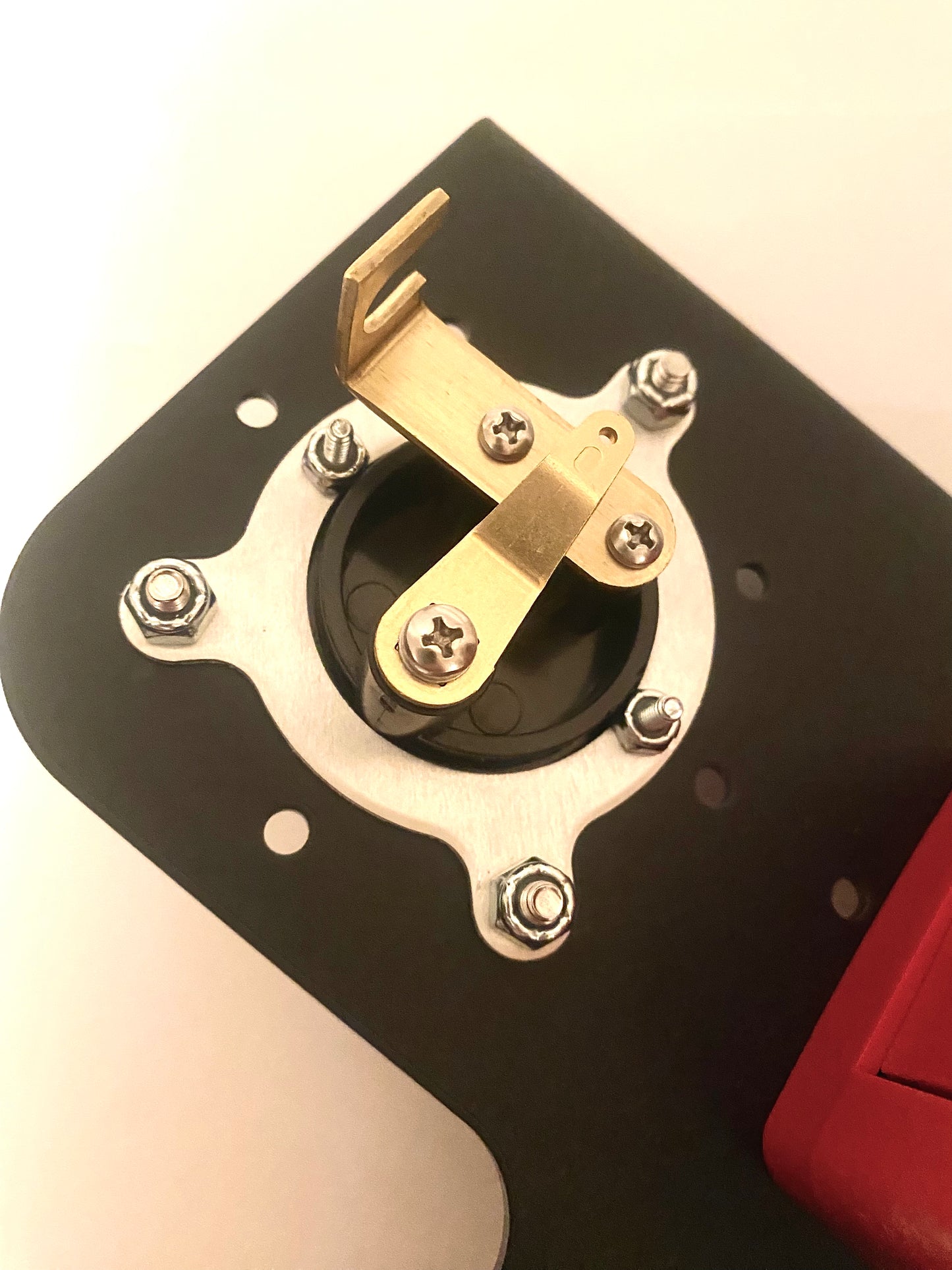 Skeeter bass boat Triple threat corner mounting bracket FlowRite plug switch adapter installed