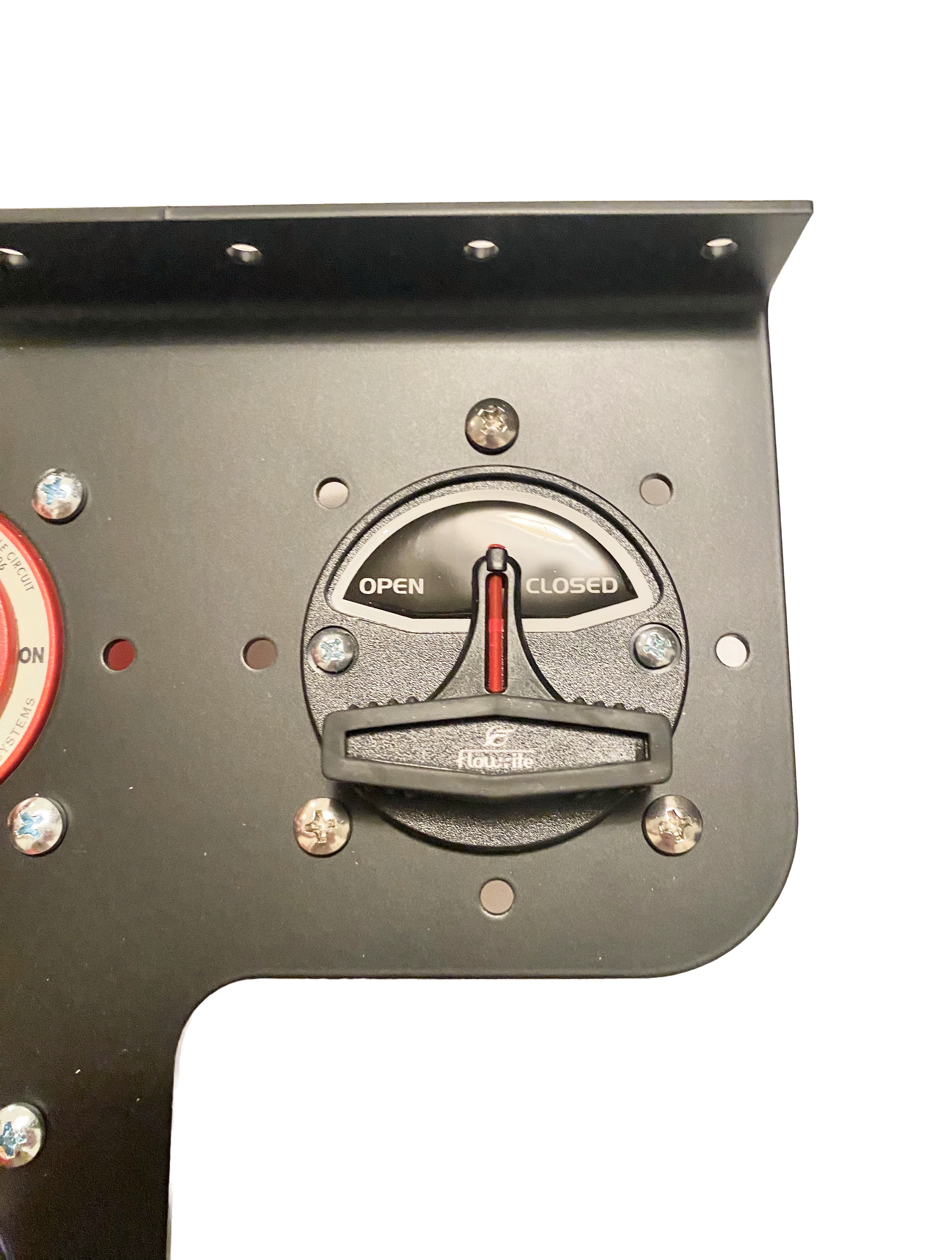Skeeter bass boat Triple threat corner mounting bracket FlowRite plug switch installed