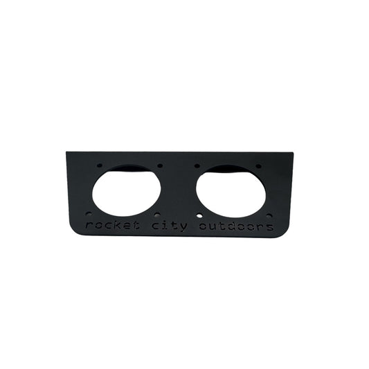 Universal dual battery switch mounting bracket for marine boats