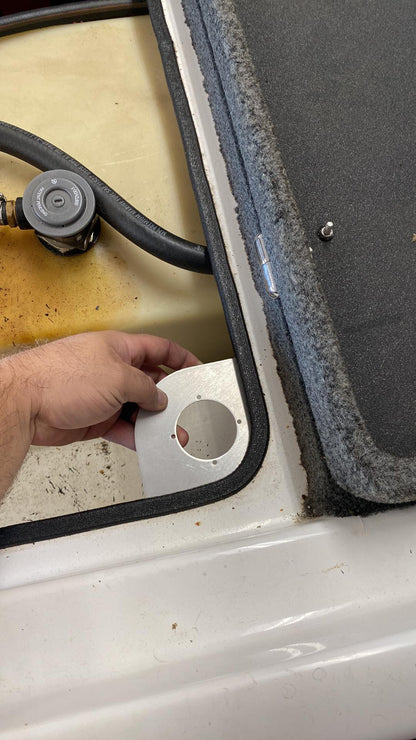 flow-rite or sealok remote drain plug switch bracket that fits xpress bass cat ranger rt bass tracker boats