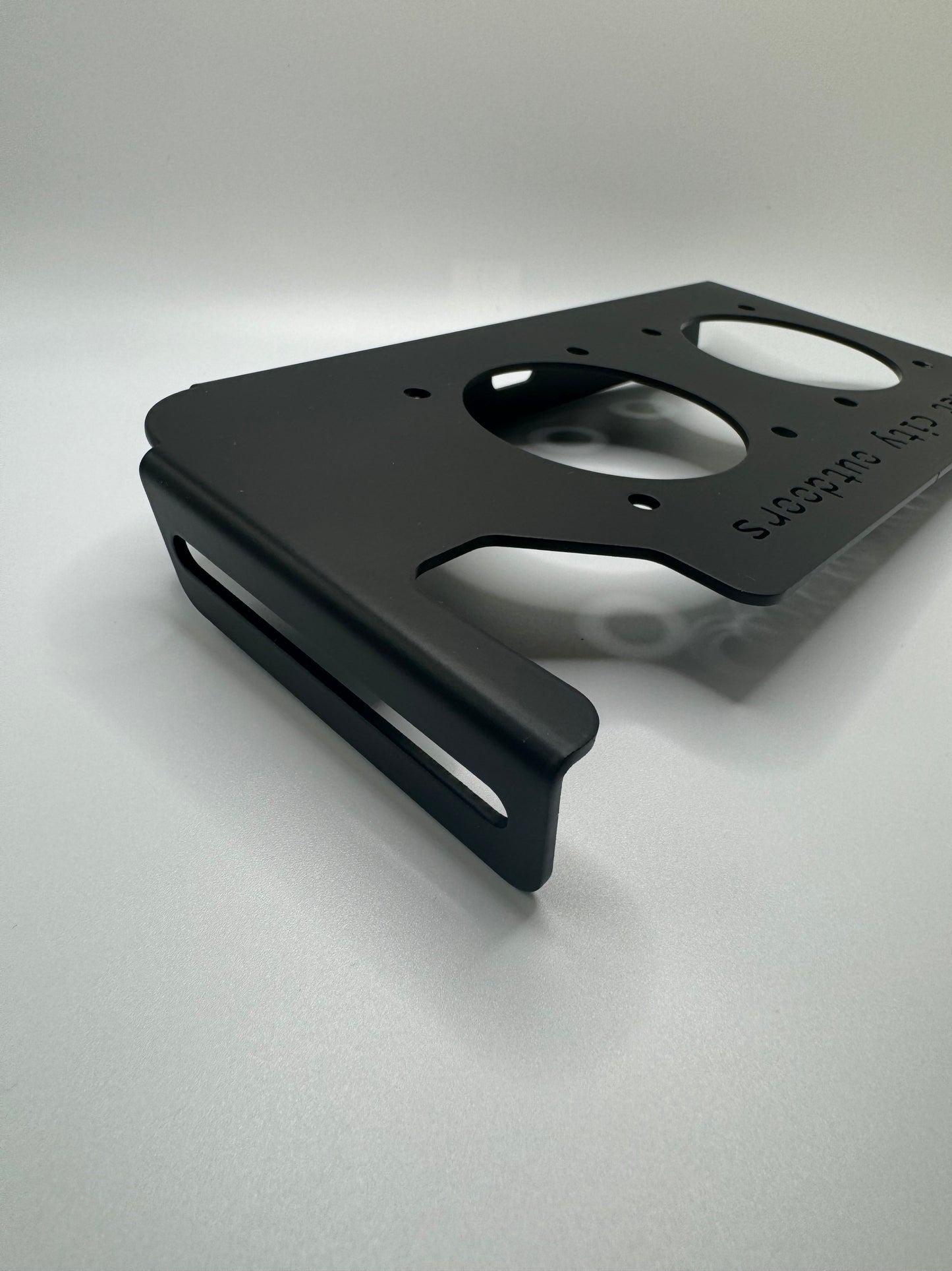 side mounting view of a phoenix battery switch bracket