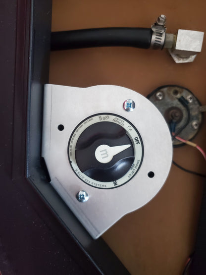 battery disconnect switch bracket made for early 2000's skeeter zx bass boat with a 140 degree corner in the bilge or battery compartment 