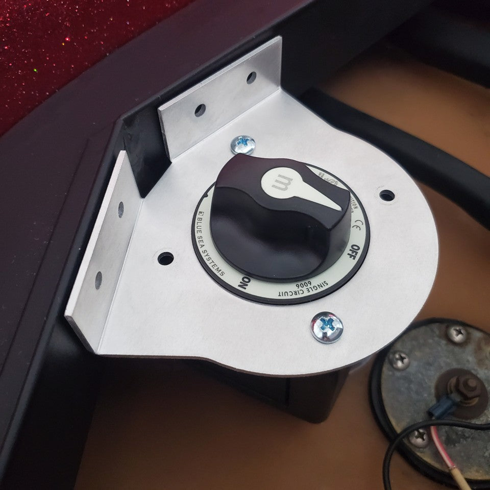 battery disconnect switch bracket made for early 2000's skeeter zx bass boat with a 140 degree corner in the bilge or battery compartment 