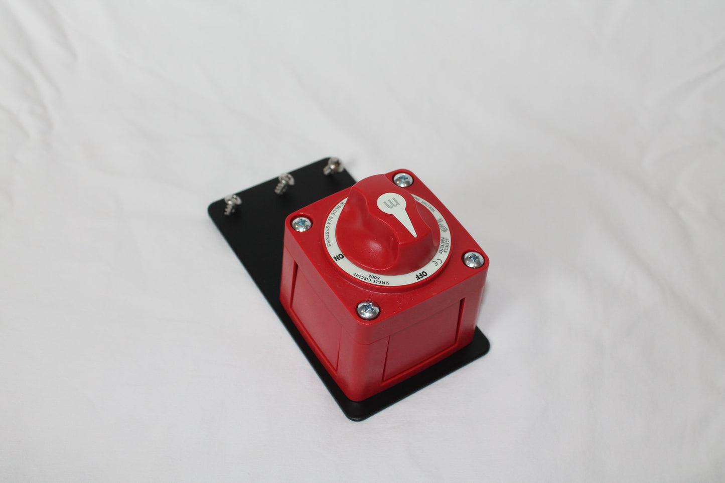 black powder coated aluminum universal generic battery switch bracket for bass boats like hennessey outdoor electronics the juice